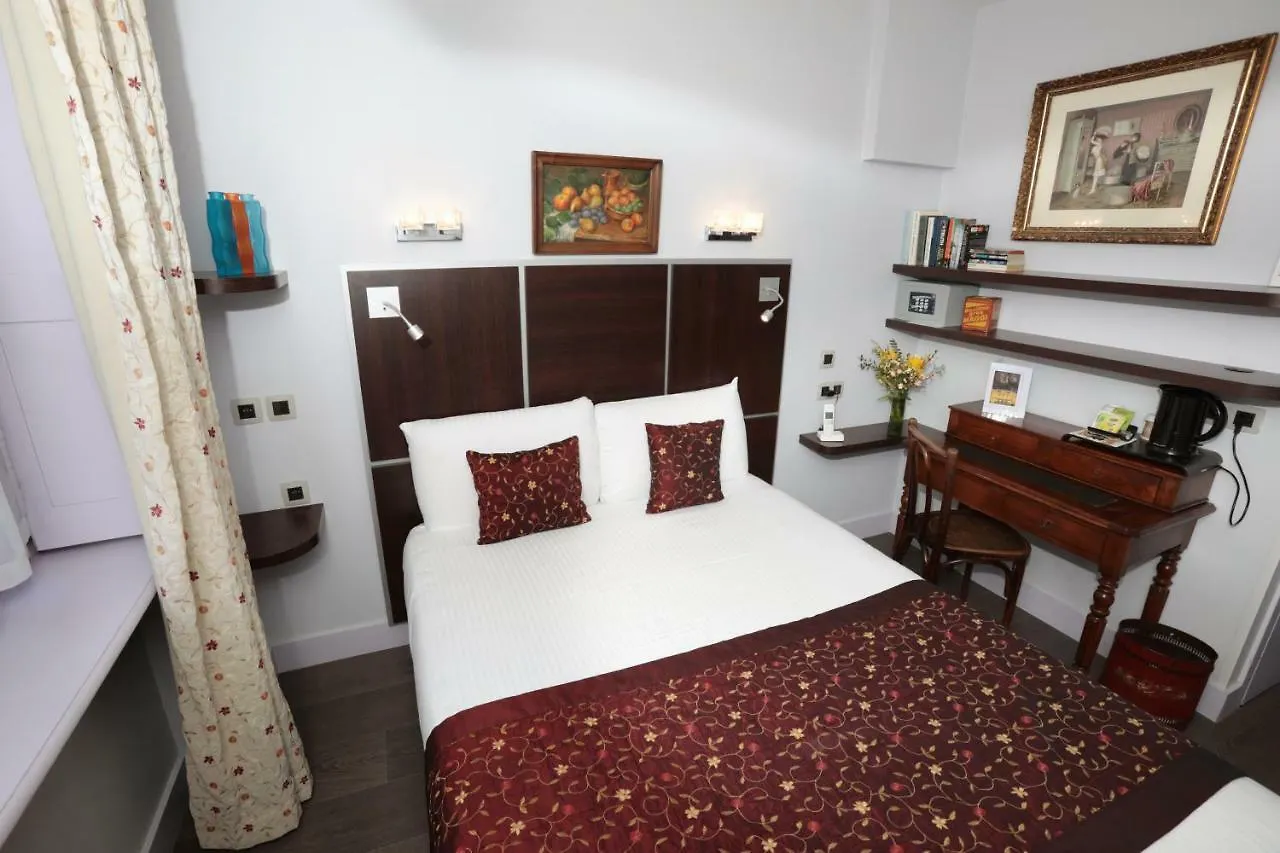 Hotel Des Celestins Lyon 3*,  Fransa